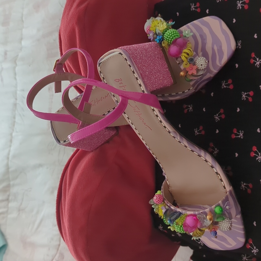 Betsey Johnson Beaded Sparkly Ankle Strap Heels Size 10 - Picture 9 of 12